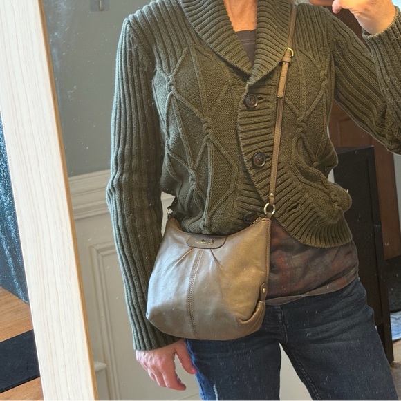 Coach Ashley Vintage Y2K Metallic Bronze Pleated Leather East/West Duffle (GUC) - Picture 3 of 14